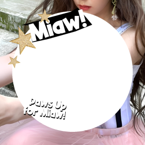 #PawsUpForMiaw